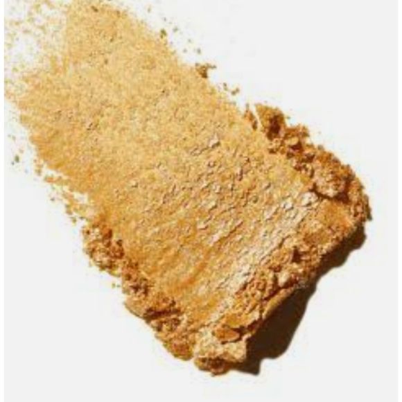 Mac Cosmetics Frost Eyeshadow - Picture 2 of 6